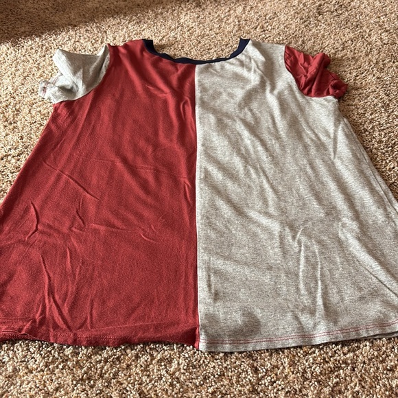 Kids Colorblock Tee with Pocket - Red and Gray - Picture 4 of 4